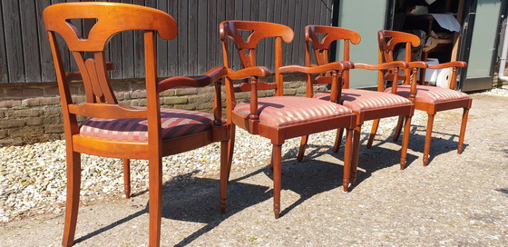 Image 1 of 4x klassischer Esszimmerstuhl