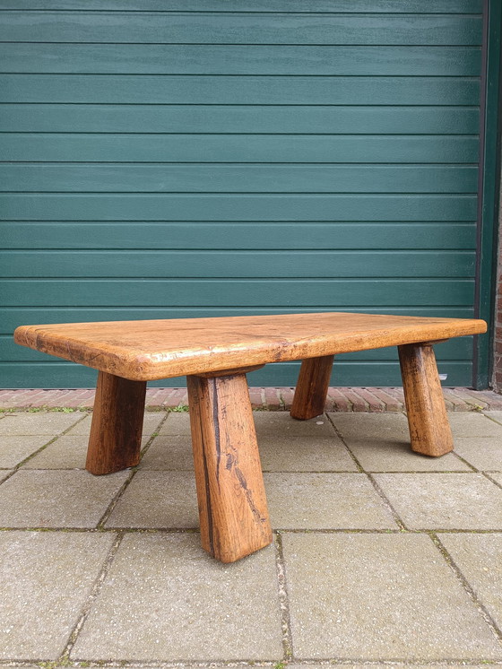 Image 1 of Brutalist Couchtisch aus Eichenholz