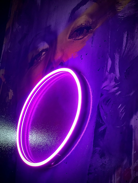 Image 1 of LEDmansion - Marylin Bubblegum V.2. Kunst -LED-Lampe