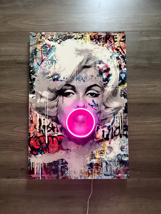 Image 1 of Marilyn Monroe Bubblegum LED- Kunst