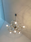 Design-Deckenleuchte aus Edelstahl