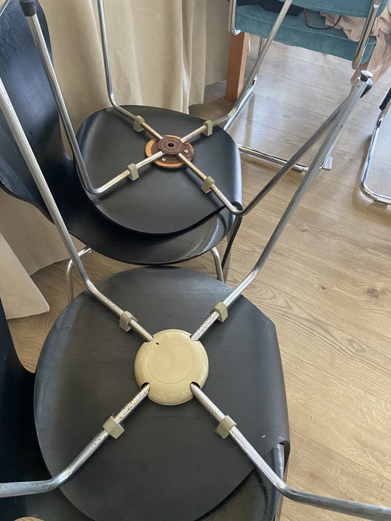 Image 1 of 4x Fritz Hansen Schmetterlingsstühle von Arne Jacobsen