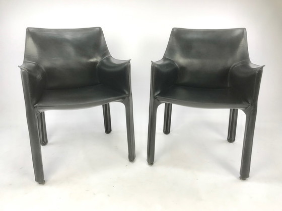 Image 1 of Zwei Stück Cab Chairs Typ 413 Design Mario Bellini für Cassina in schwarzem Leder