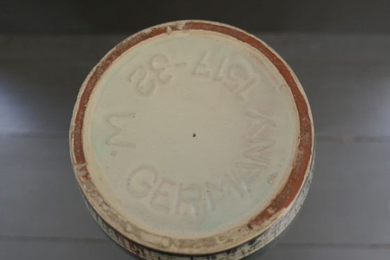 Image 1 of Westdeutschland Vase 1517-32 von Carstens Tönnieshof