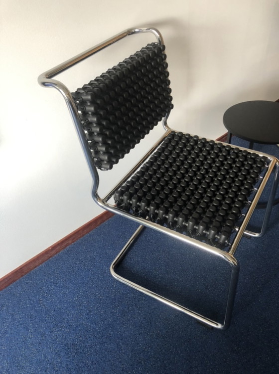 Image 1 of 4 Accupunto-Designstühle