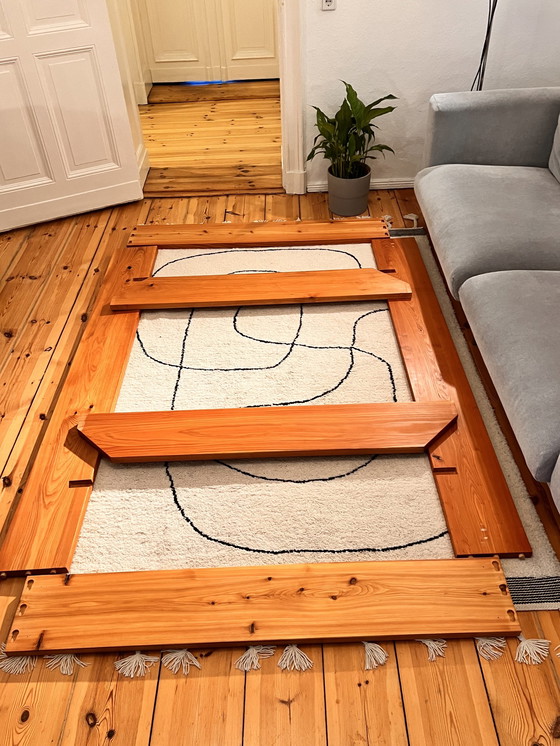 Image 1 of Massivholz Bett