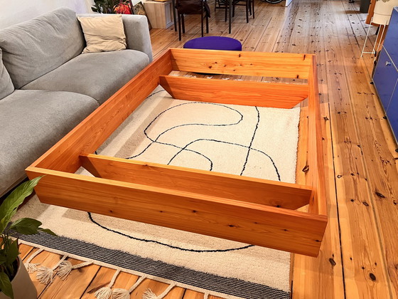 Image 1 of Massivholz Bett