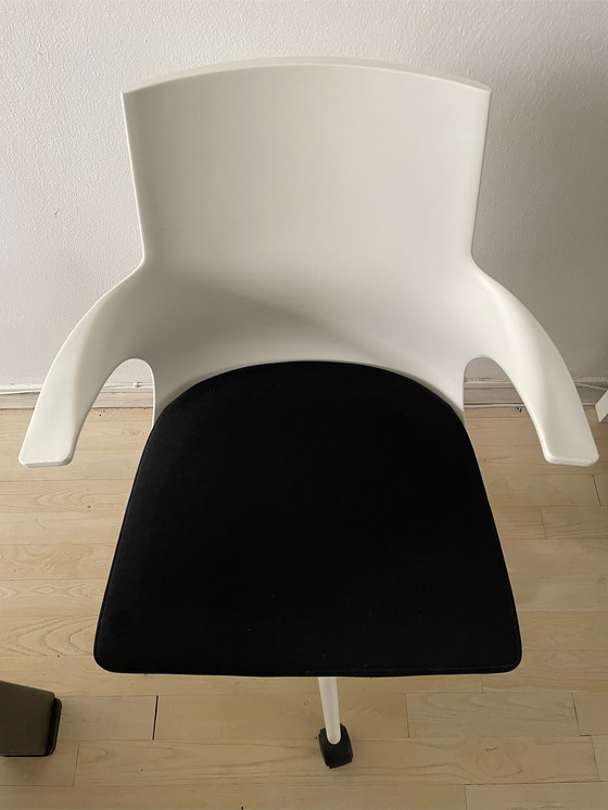 Image 1 of Kartell Spoonchair A. Citterio
