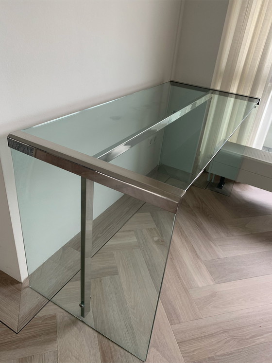 Image 1 of Design Schreibtisch aus Glas - Beistelltisch