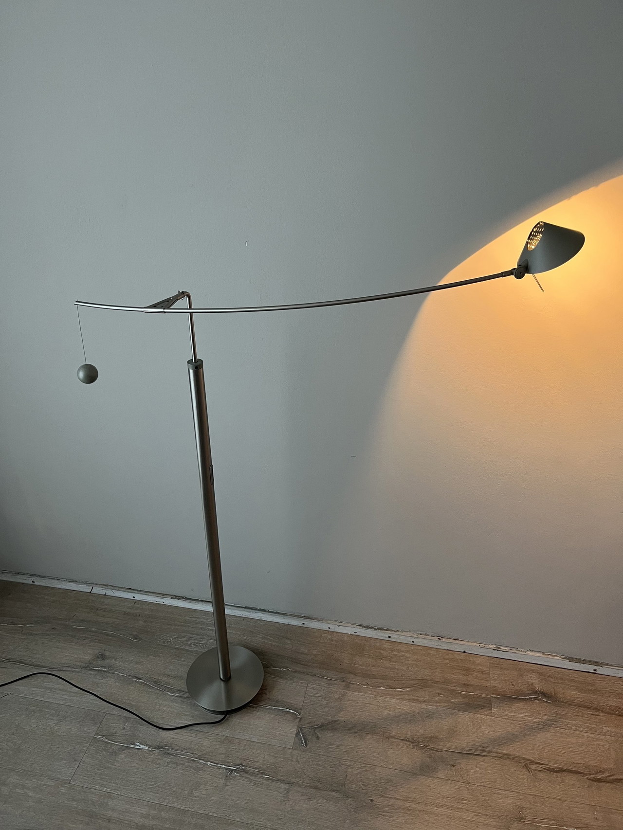 Artemide NESTORE LETTURA ポストモダン イタリア Artemide Nestore Lettura Lampe | €600 | Whoppah
