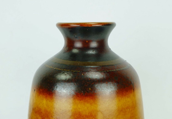 Image 1 of große Keramikvase Modell-Nr. 1109/1 Bernstein mit verschiedenen Rot- und Brauntönen