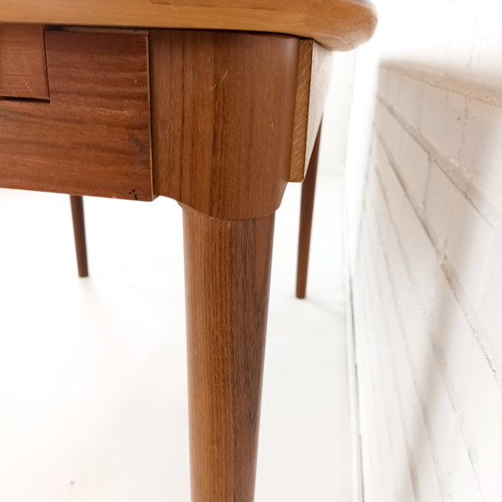 Image 1 of Ausziehbarer Vintage Esszimmertisch aus Teakholz