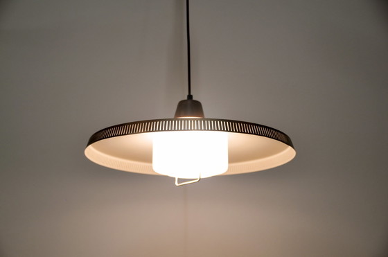 Image 1 of Hängeleuchte aus Kupfer, Milchglas und Teakholz Bent Karlby