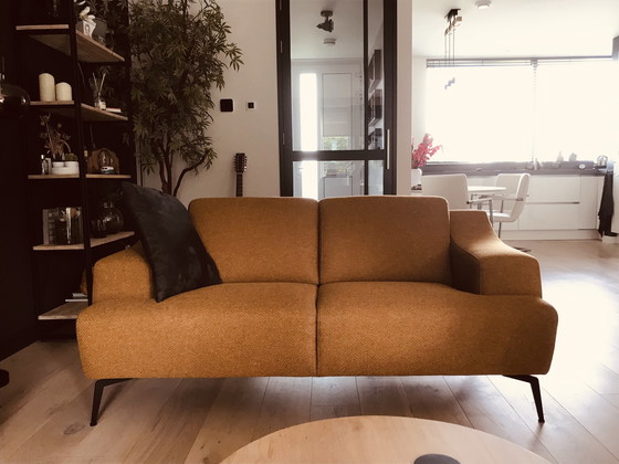 Image 1 of Montel Bank