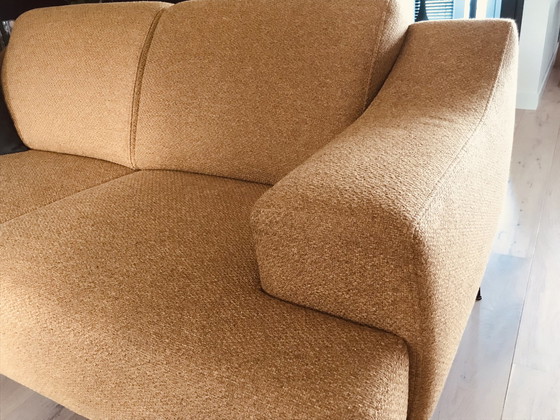 Image 1 of Montel Bank