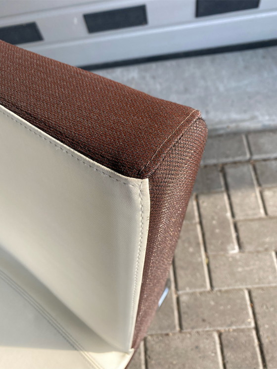 Image 1 of Lammhults A-Line-Sessel