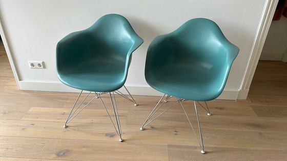 Image 1 of 2x Eames Vitra DAR Schalensitze (Ozeanfarbe)
