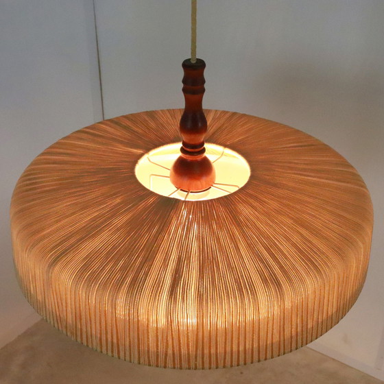 Image 1 of Hängelampe aus gezähmtem Bast