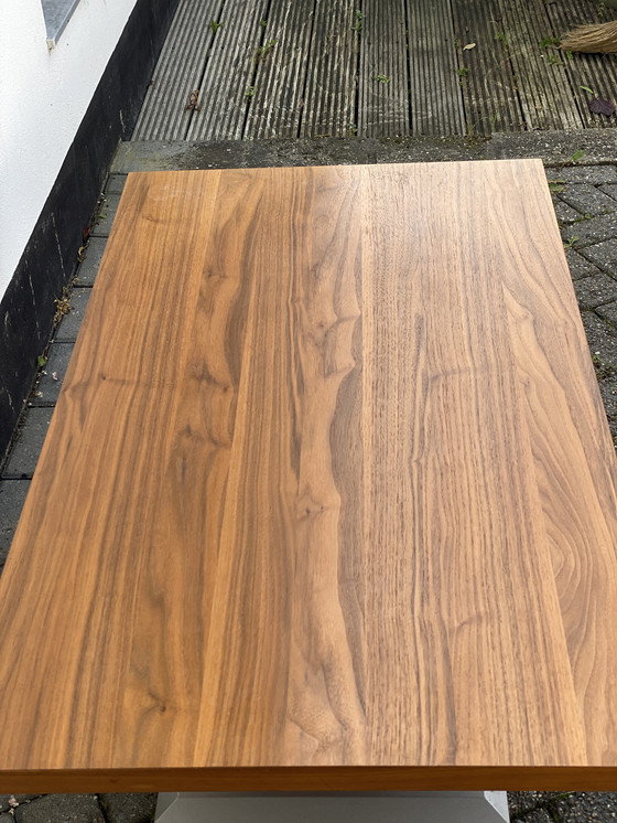 Image 1 of Massive Couchtisch mit Sockel von Vierhaus