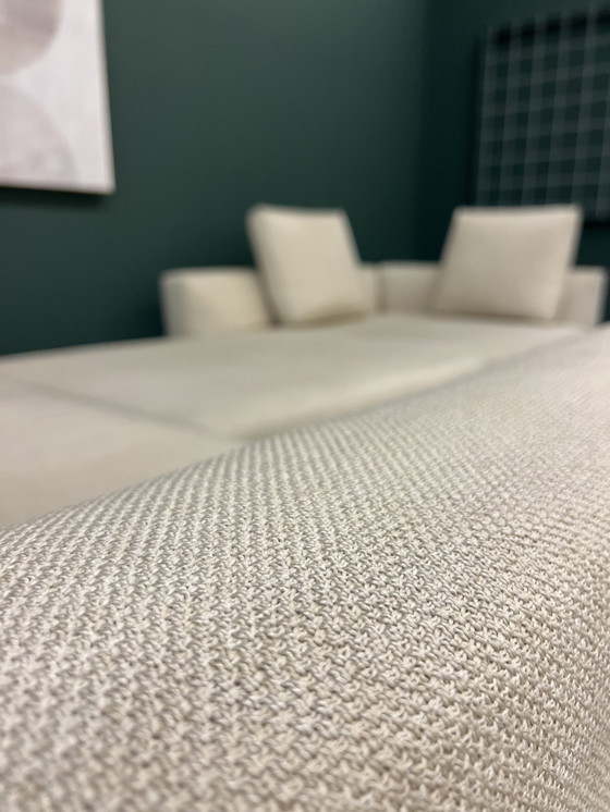 Image 1 of Minotti Bank