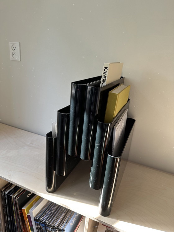 Image 1 of Kartell Giotto Stoppino Zeitschriftenständer