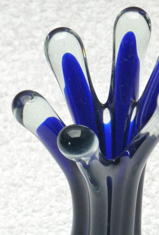 Image 1 of Objekt mit sechs Fingern