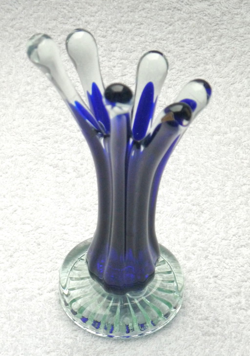 Objekt mit sechs Fingern