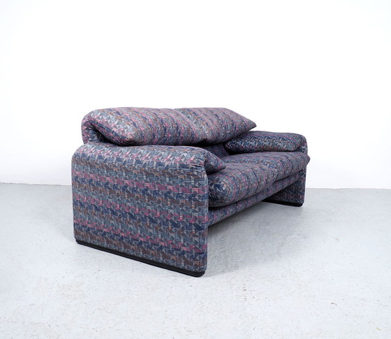 Image 1 of Cassina 2-Zits-Bank Maralunga