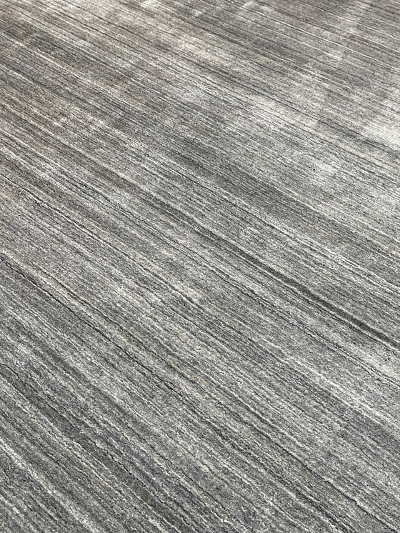 Image 1 of Leolux Evidence Austen-Teppich