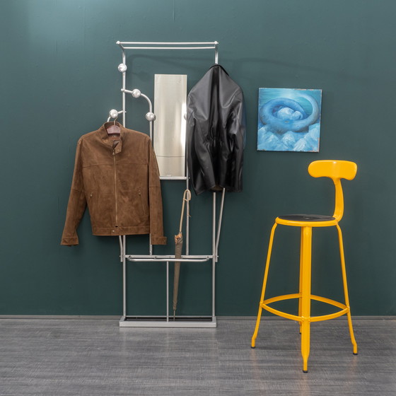 Image 1 of 50er Jahre Standgarderobe mit Spiegel