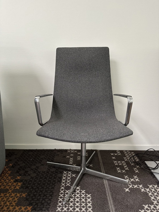 Image 1 of Arper Catifa 70 Stuhl