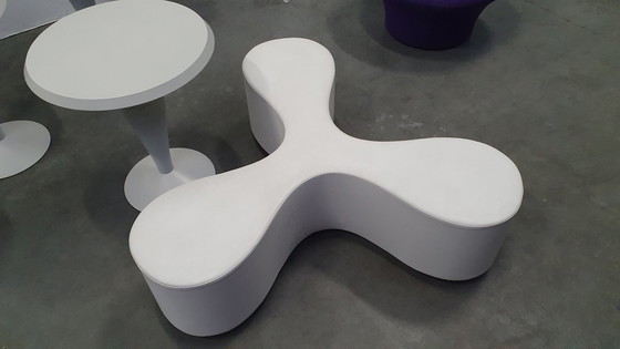 Image 1 of Vitra Design SANAA Blumenbank