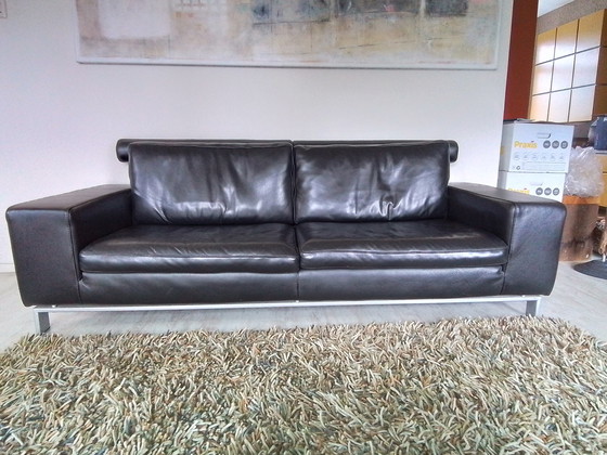 Image 1 of Montel Bank