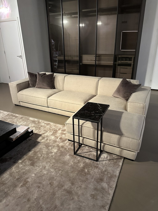 Eric Kuster Metropole-Sofa