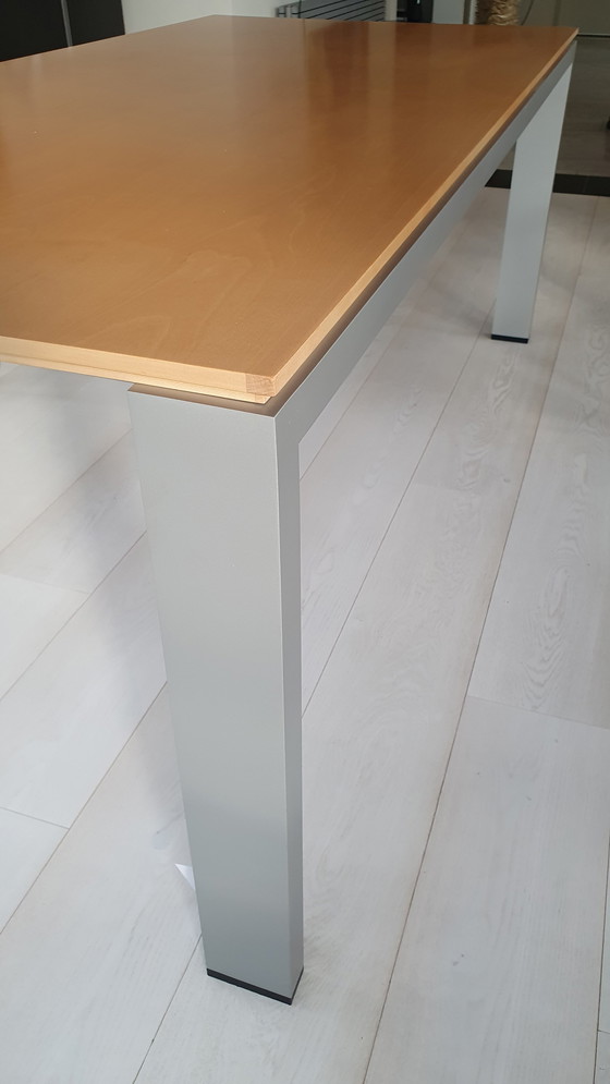 Image 1 of Esstisch Graphic von Arco