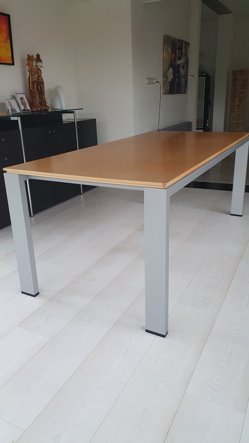 Esstisch Graphic von Arco