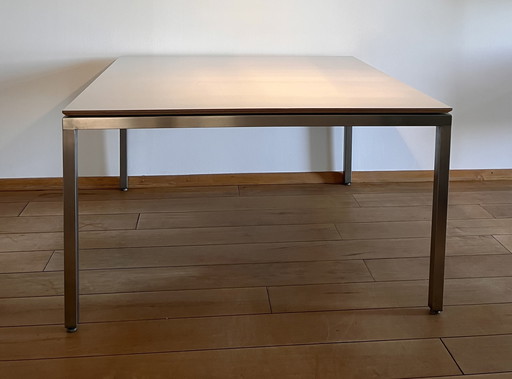 Metaform S-16 Esstisch quadratisch