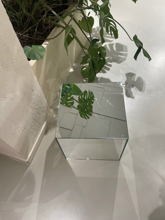 Image 1 of FEST Tintin Beistelltisch