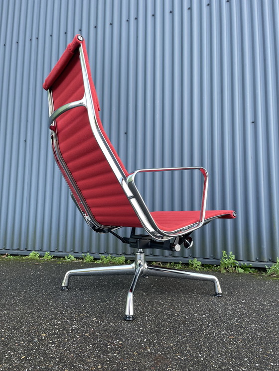 Image 1 of Vitra Eames Set EA124 + EA125 Sessel und Ottomane