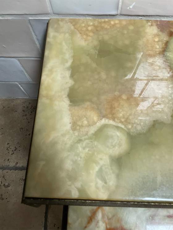 Image 1 of Set aus 3 Messing-Onyx-Beistelltischen