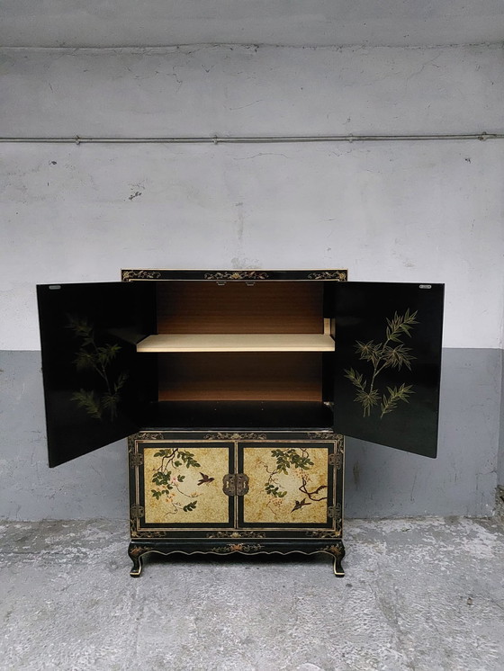 Image 1 of chinesischer Brautschrank