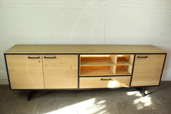 Image 1 of Demomodell Xooon Design Sideboard 240cm mit Beleuchtung Typ Belo.