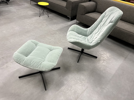 Image 1 of Gelderland 7405 Sessel mit Ottomane aus blauem Stoff