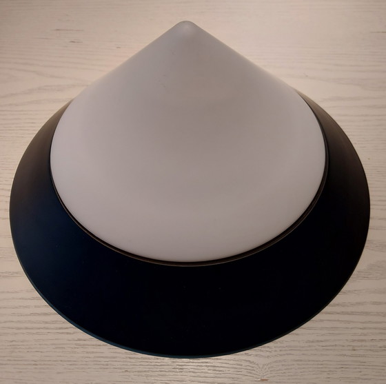 Image 1 of Massive kegelförmige Deckenleuchte