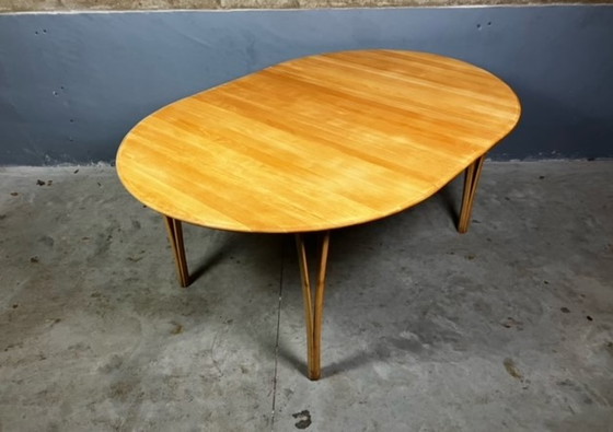 Image 1 of Haslev Mobel 'Timeless' Tisch