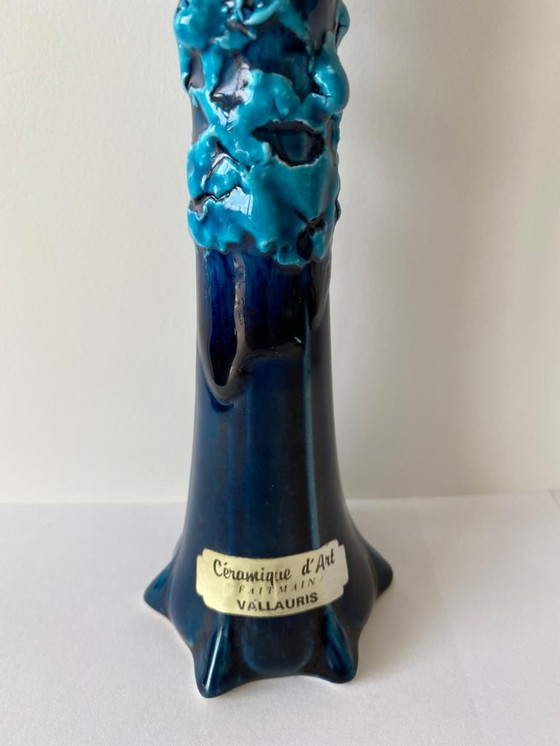 Image 1 of Mid-Century Modern Vallauris France glasierte blaue Keramikvase signiert