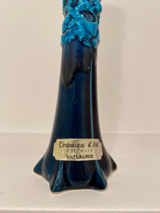 Image 1 of Mid-Century Modern Vallauris France glasierte blaue Keramikvase signiert