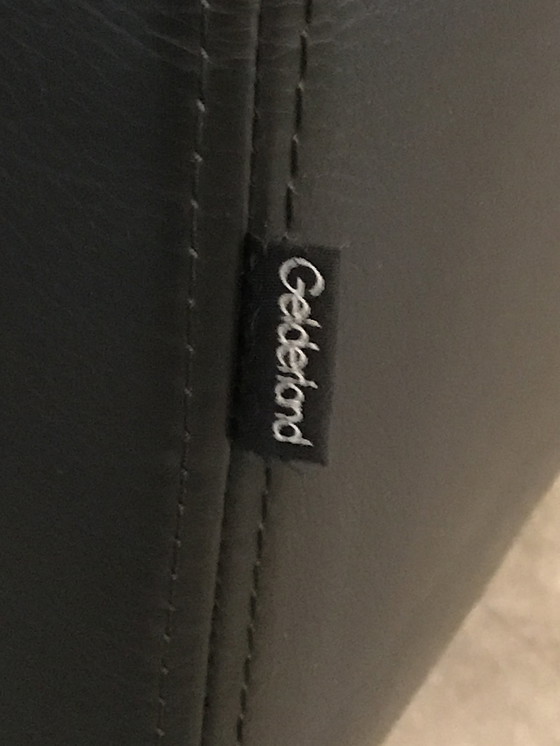 Image 1 of Sitzpuff aus schwarzem Leder Gelderland