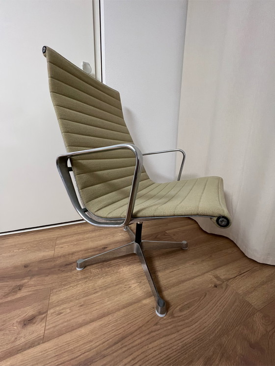 Image 1 of Herman Miller Eames Lounge Chair