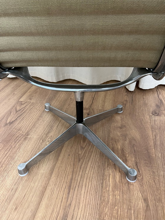 Image 1 of Herman Miller Eames Lounge Chair